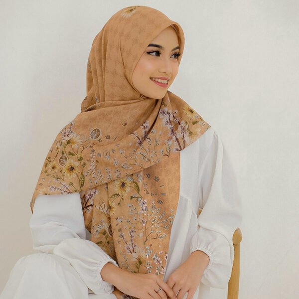 Juwita Scarf - Gold - Image 2