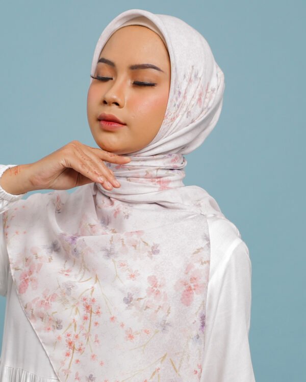 Karima Scarf - Marshmallow - Image 3