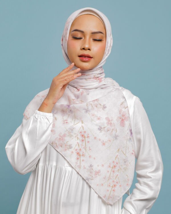 Karima Scarf - Marshmallow - Image 2