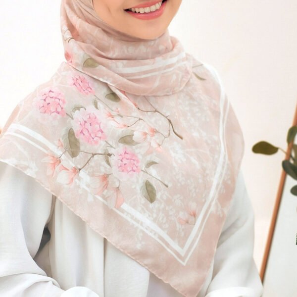 Utari Scarf - Afterglow - Image 3