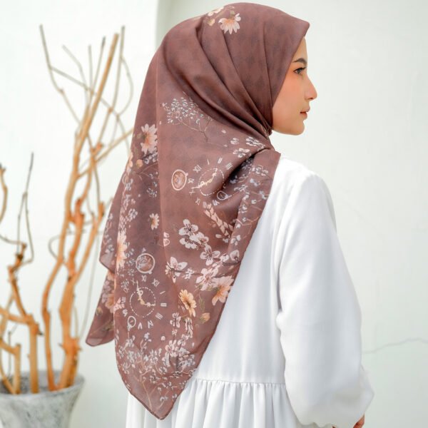 Juwita Scarf - Wood - Image 4