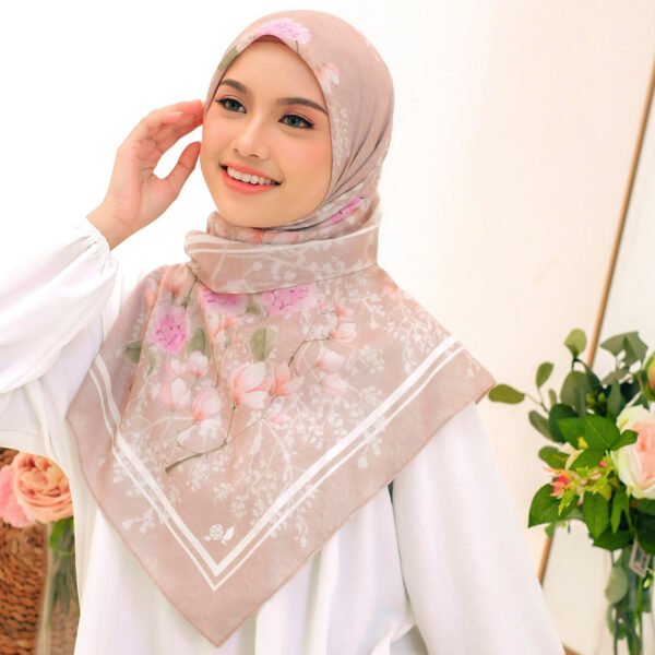 Utari Scarf - Hazelnut