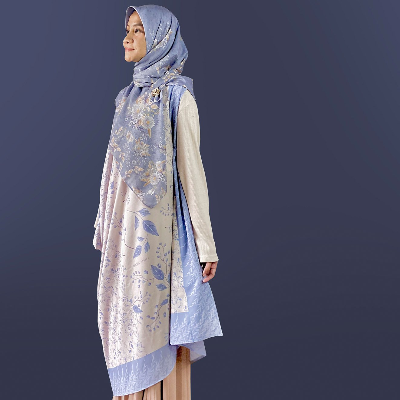 Kavia - Dress Outer