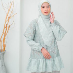 Utari Blouse