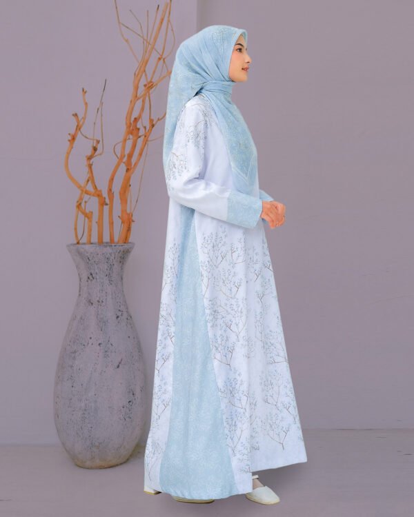 Utari Dress - Image 3